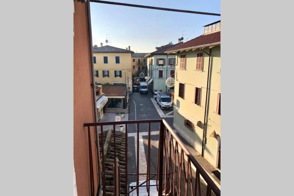 Il Quadrifoglio - Appartamento Nel Cuore Di Lazise Exterior photo