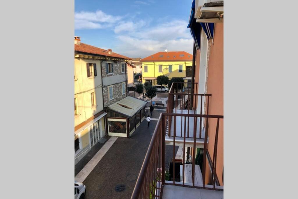 Il Quadrifoglio - Appartamento Nel Cuore Di Lazise Exterior photo